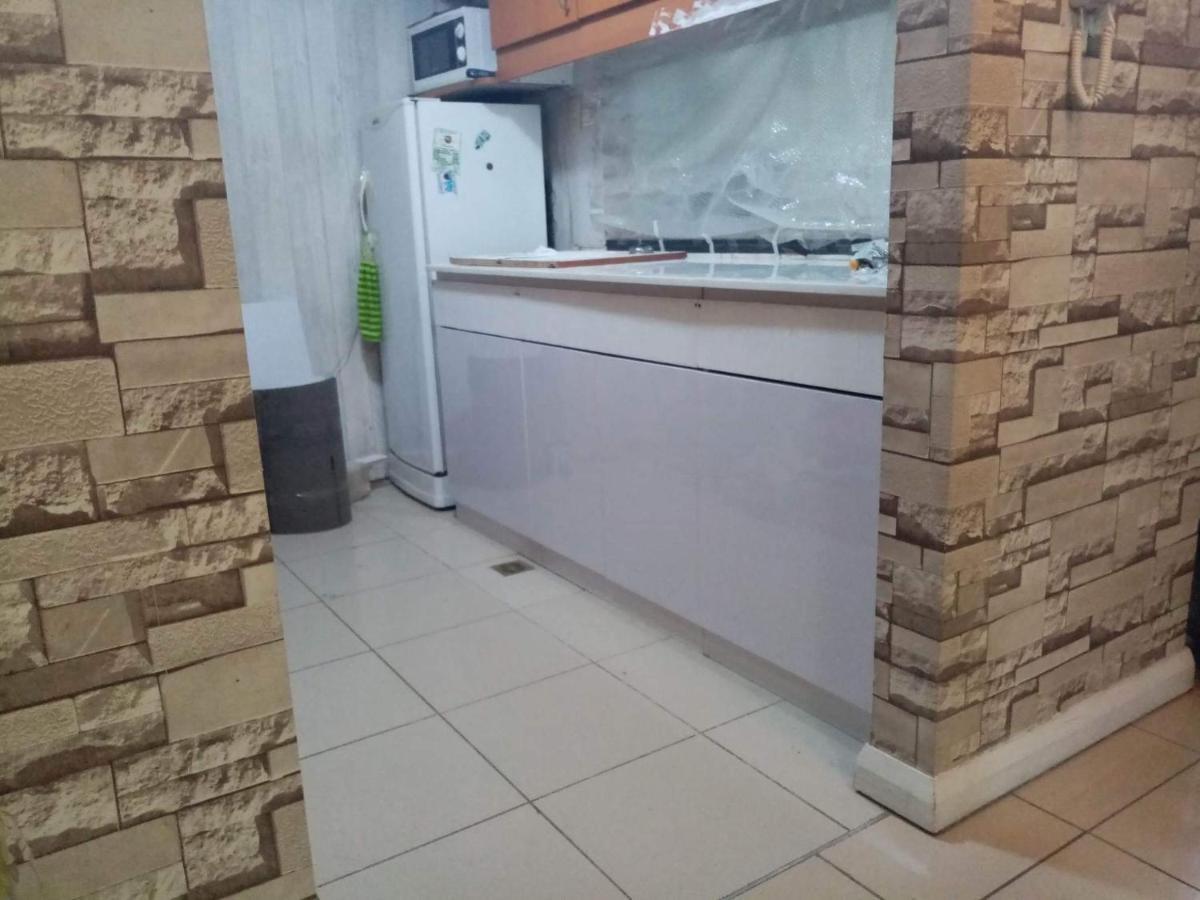 67 Sqm. Condo Unit In Robinson Place Residences Manila Eksteriør billede