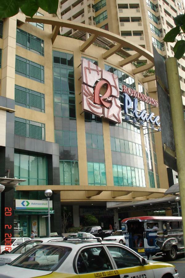 67 Sqm. Condo Unit In Robinson Place Residences Manila Eksteriør billede